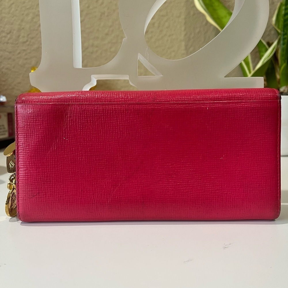MCM DARK PINK LONG TRIFOLD WALLET - Picture 2 of 16